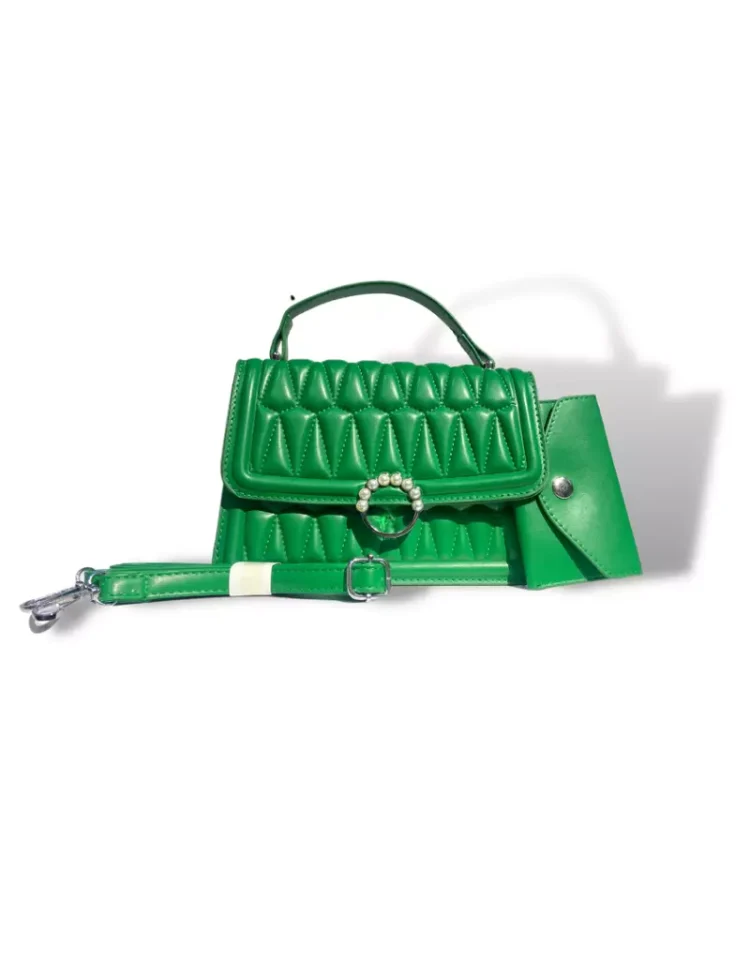 Cartera broche perlitas