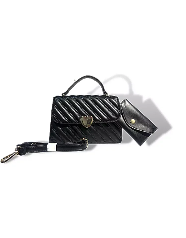 Cartera broche Corazón